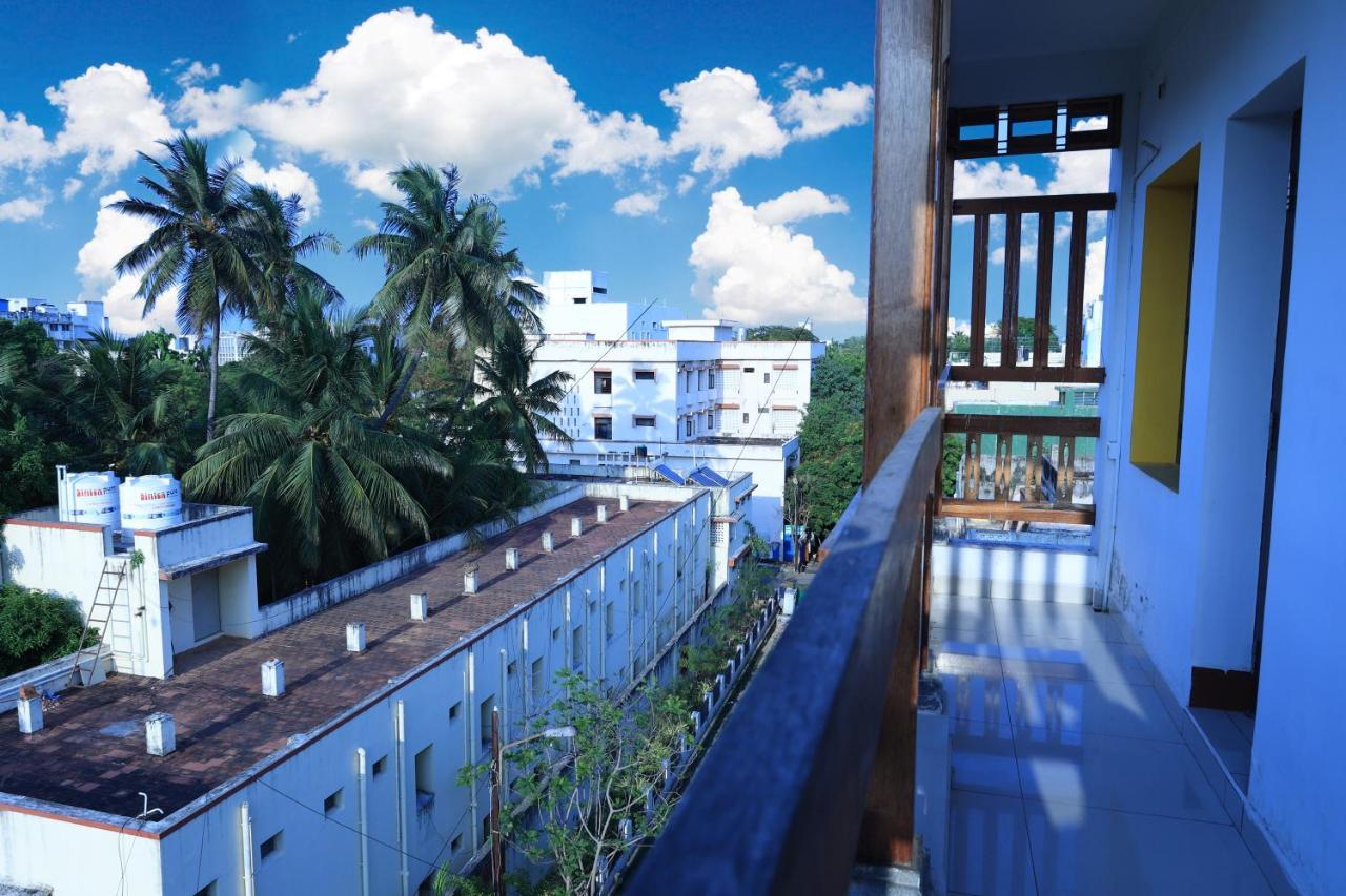 Manora Residency Hotel Pondicherry Exterior photo